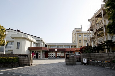 紀ノ川中学校