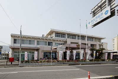 岩出市役所写真